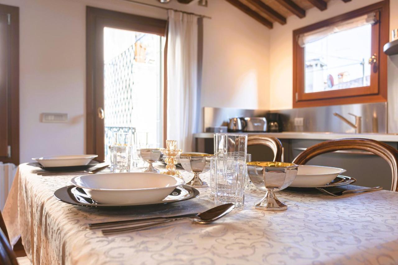 Апартаменты San Marco Luxury Loft With Terrace Венеция Экстерьер фото